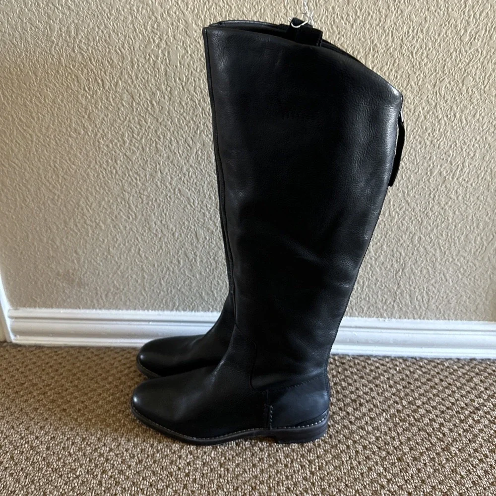 NEW  $275 Franco Sarto Meyer Women's Leather ‎ Boots Size 8